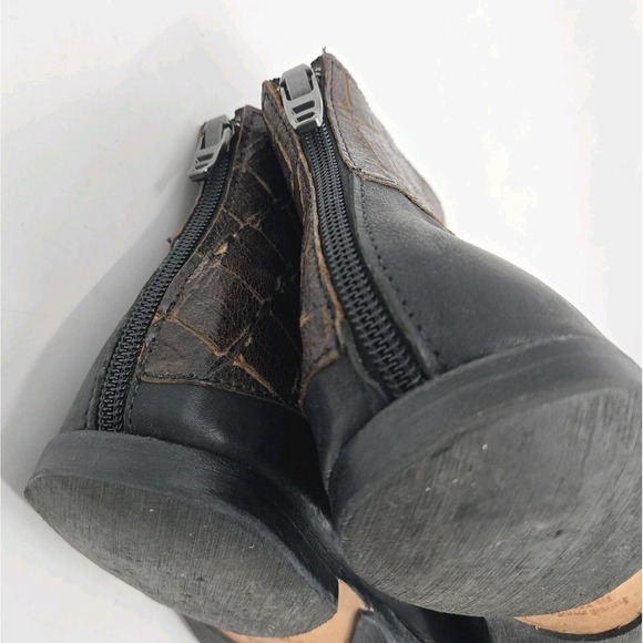 Cydwoq Ankle Boots Women's Size 11 Component Black Brown Leather Back Zip Flats - Picture 14 of 15